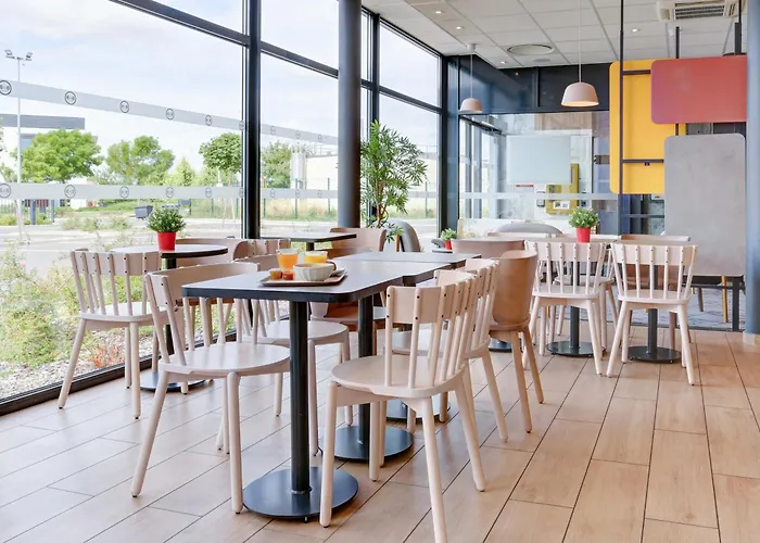 B&B Hotel Reims Croix Blandin